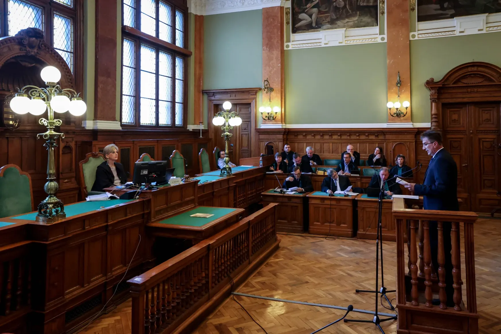 Völner a bíróságon: Varga Judit szoros figyelem alatt tartotta a végrehajtói ügyeket