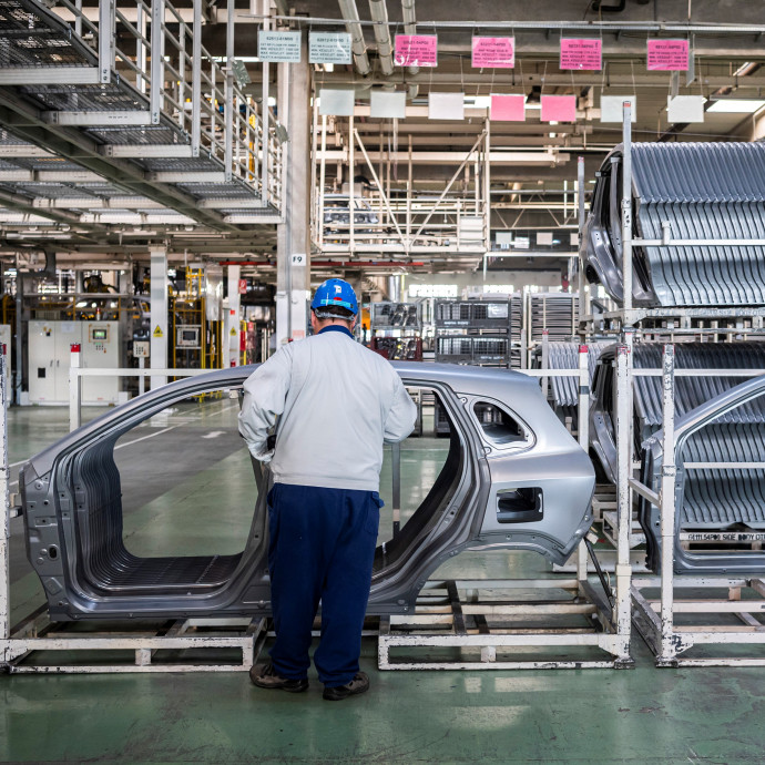 Nem lesz olyan magyar munkahely az autóiparban, amit érintetlenül hagy a zöld átmenet