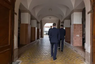 Három vizsgahelyszínen volt technikai probléma az emelt szintű informatikaérettségin