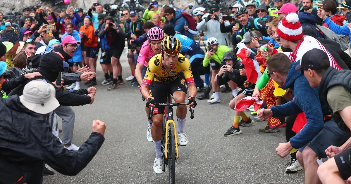 Az esélyesek öldöklő csatáját hozta a Giro legkeményebb hegyi szakasza
