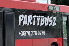 Bulivonatpótló: partibuszt állított forgalomba a Volán Dombóvár és Pécs között