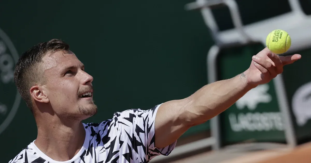 Djokovic será el rival de Vujovic en Roland Garros
