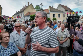 Harminc év alatti fiatalok, ne uncsizzatok! Gyurcsány Ferenc ajánl programot