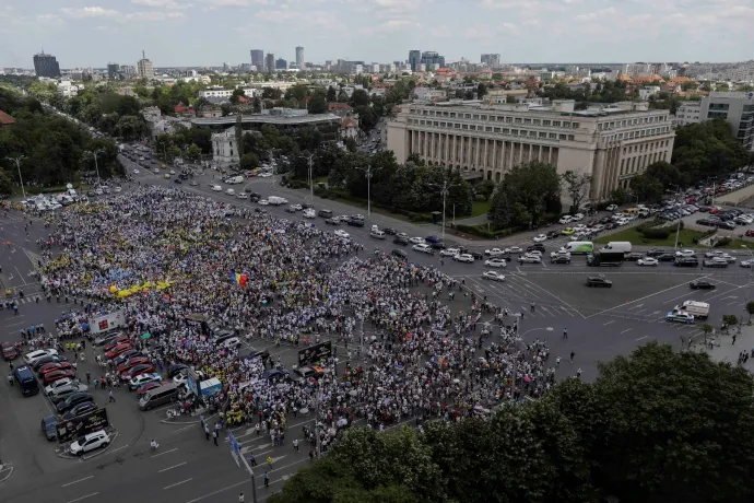 A kormány megtette az újabb ajánlatát a tanároknak, bruttó 1000 lejjel emelné meg a fizetésüket