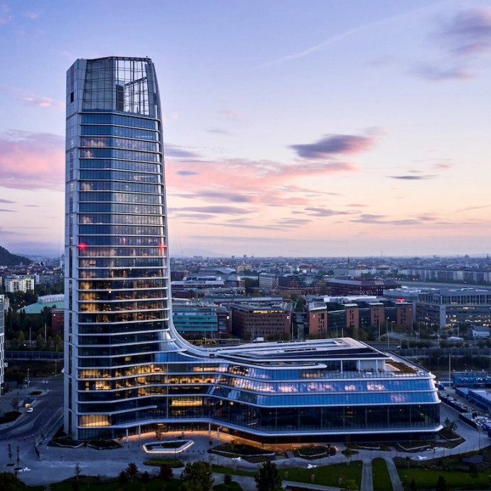 Lehet óránként 35 millió forint bevételt csinálni az építőiparban