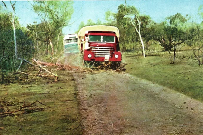 There was a time when Hungarian buses traversed the Sahara where Mercedes buses had broken down