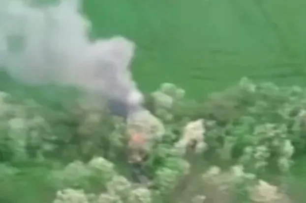 Orosz kormányzó: Drón esett az utcára Belgorodban, ketten megsérültek