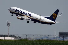 Az utasokra terhelte az extraadót a Ryanair, 300 milliós bírságot kapott érte, amit most törölt a bíróság