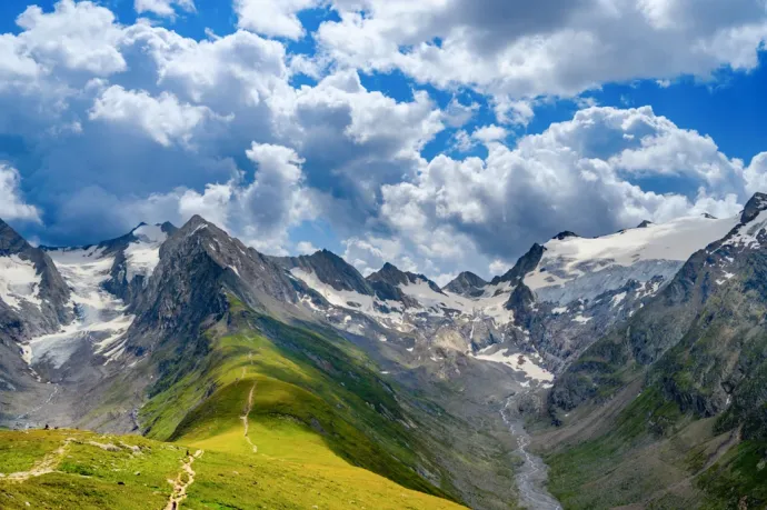 Ukrán, szír és német menekültek miatt növekedett Ausztria lakossága