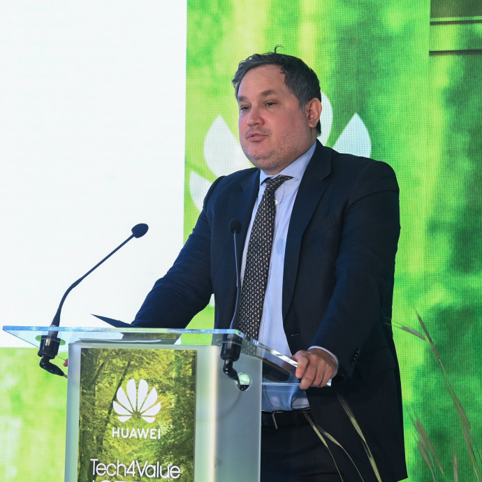 Azokat a megtakarítási formákat is megadóztatja a kormány, amikbe a lakosság az év elején menekült