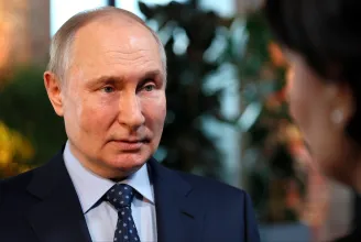 Putyint is meghívták a dél-afrikai csúcstalálkozóra, miközben ott elfogatóparancs van érvényben ellene