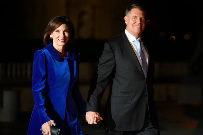 Iohannis elnök felesége alig 700 eurót keres havonta a tanügyben