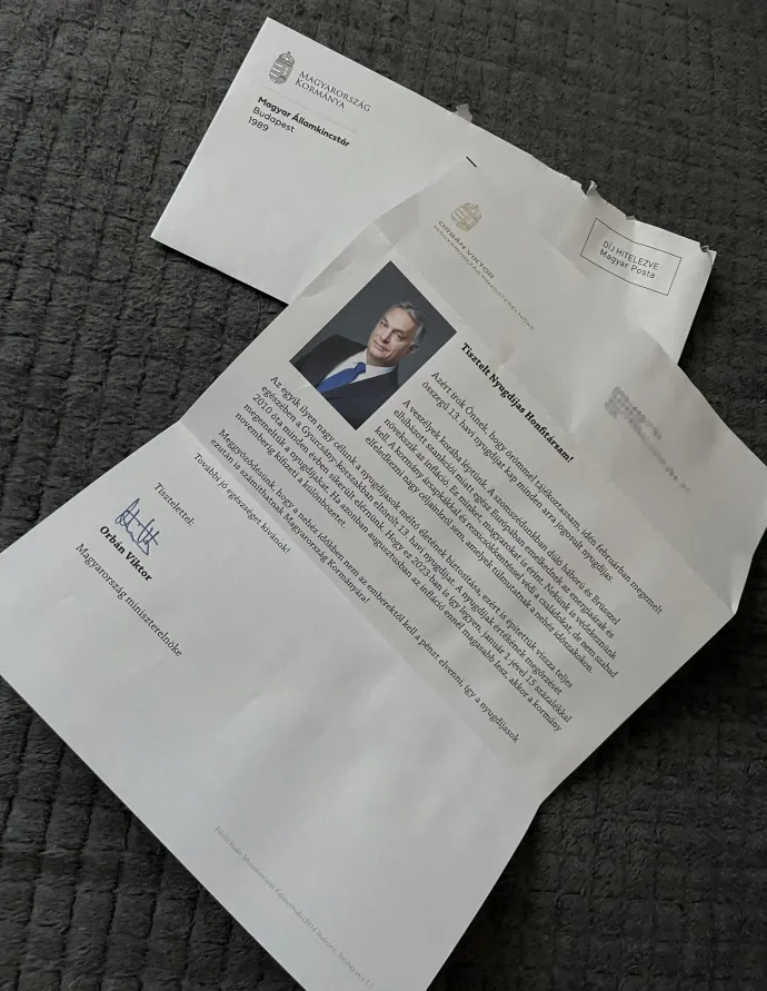 Orbán Viktor levele a nyugdíjasokhoz – Fotó: Telex