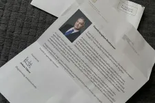 230 ezerért tervezte meg Balásy Gyula cége Orbán egyoldalas levelét, ami pont ugyanolyan, mint az összes többi