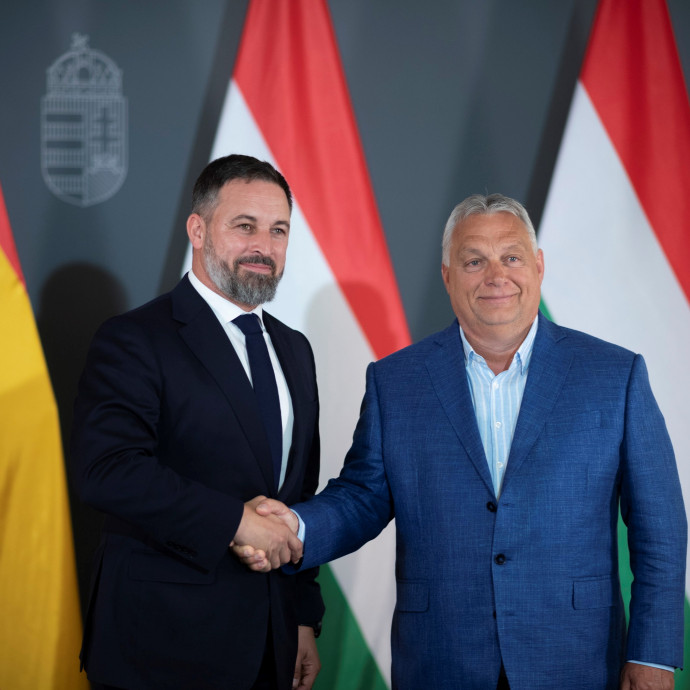 Orbán a jobboldali internacionálé áttörését várja a spanyol radikálisoktól