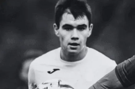 Meghalt a fronton az a 22 éves ukrán labdarúgó, aki tavaly hagyta ott lengyel csapatát a hazájáért