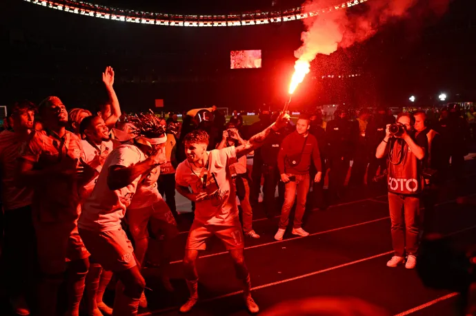 Szoboszlai pirotechnikával ünnepelte a győzelmet, megbüntethetik emiatt
