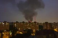Kigyulladt egy raktárépület Újpesten, 150 négyzetméteren tomboltak a lángok
