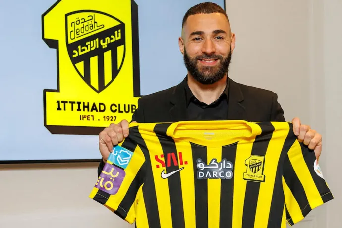 Hivatalos: Benzema elhagyta a Real Madridot, Szaúd-Arábiába megy focizni