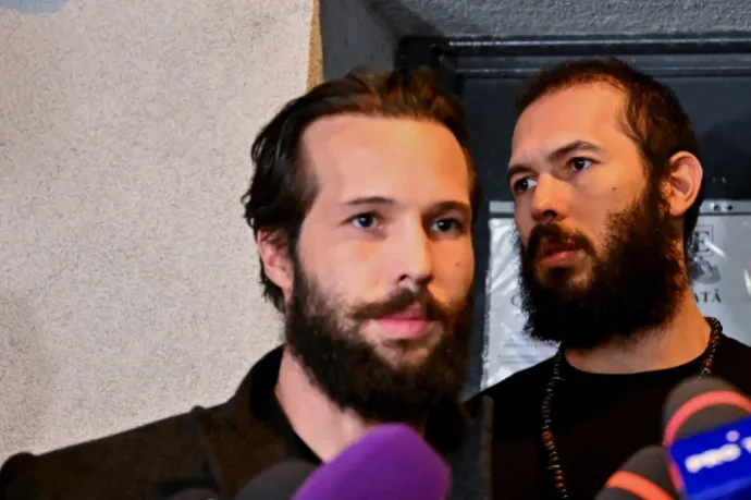 Egy nő szerint Andrew Tate addig fojtogatta szex közben, amíg el nem ájult