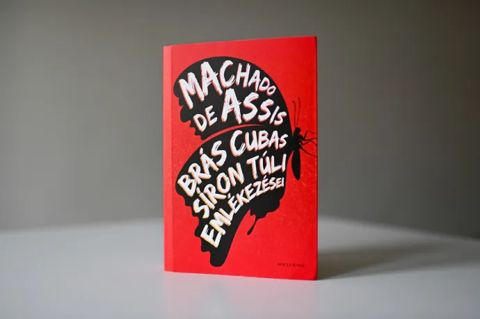 Machado de Assis: Brás Cubas síron túli emlékezései című kötet – Fotó: Bődey János / Telex