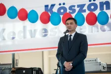 A szekszárdi Fidesz-frakció lemondásra szólította fel a fideszes polgármestert