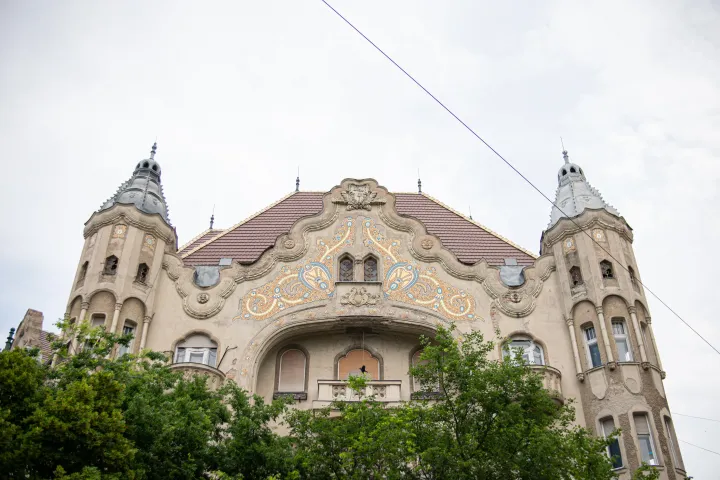 Gróf-palota (Tisza Lajos körút 20.), épült 1913-ban között Raichle J. Ferenc tervei alapján – Fotó: Szűcs Dániel / Szegeder / Telex