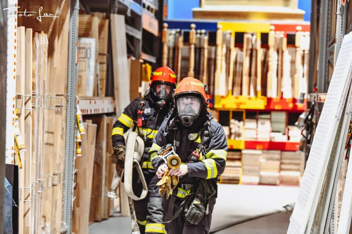 Legalább három megyében háztartások, udvarok, pincék és mélygarázsok tucatjait árasztotta el a víz