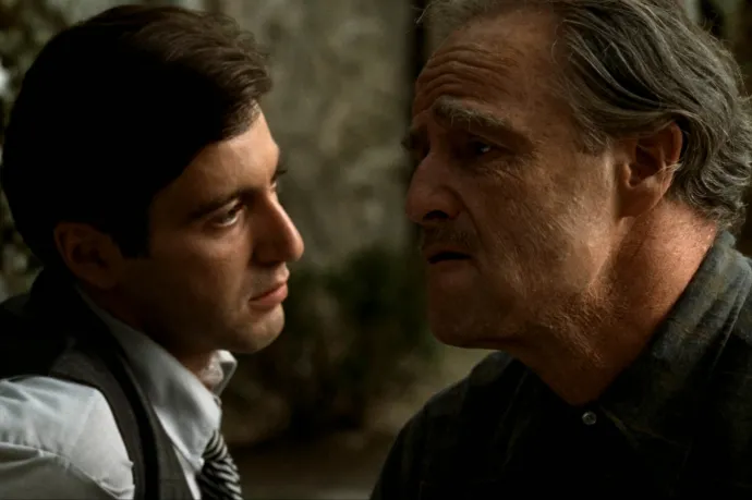 Orbánnak A Keresztapa jutott arról az eszébe, hogy Soros György a fiára hagyta a pénzügyi birodalma irányítását