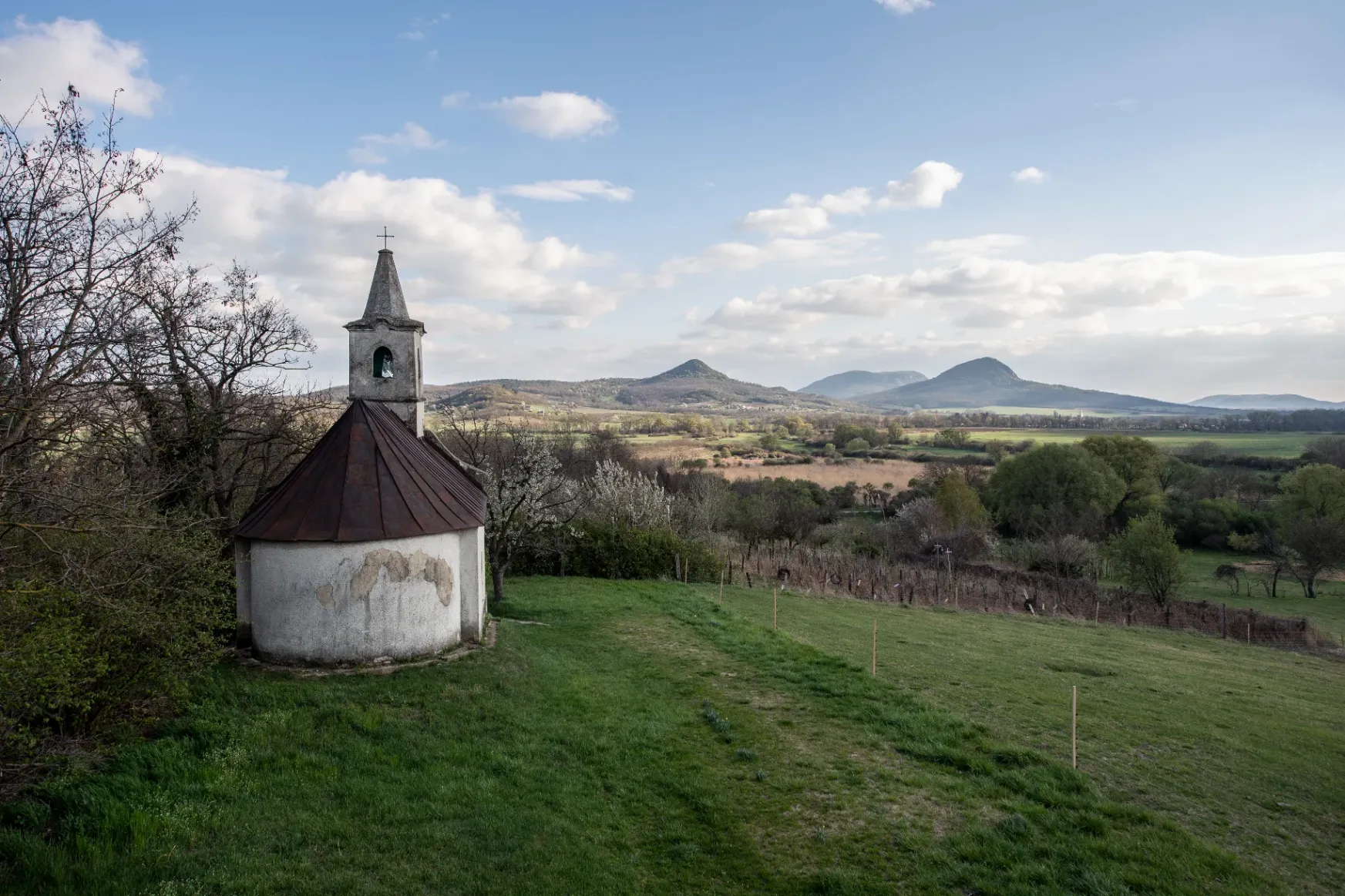 Templomok, romok, kápolnák: a Balaton rejtett kincsei a strandokon túl