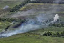 15 hónap megszállás után újra ukrán ellenőrzés alatt egy ukrajnai falu