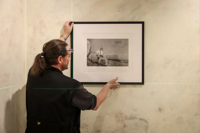 Budapesten megnyílt a világ első, állandó Robert Capa életmű-kiállítása