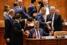 Megszavazta a parlament a Ciolacu-kormányt