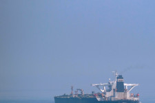 Irán ismét a világpiacra bocsátja az olaját, ami kihathat a benzinárra