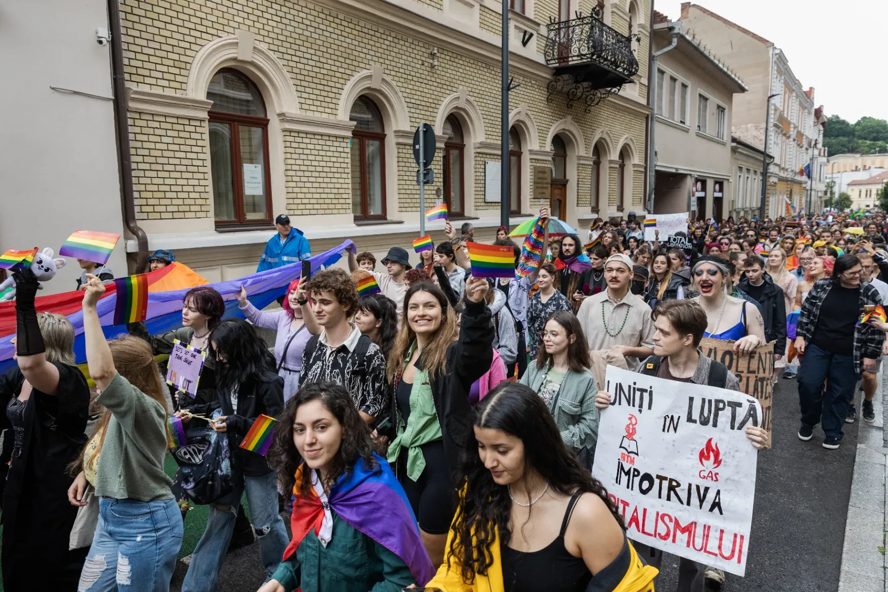 Magyarul is köszöntötték a Kolozsvár Pride idei résztvevőit