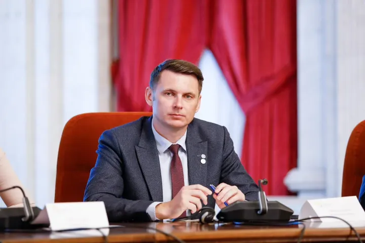Áll a bál Kolozs megye volt prefektusának kormányfőtitkári kinevezése körül
