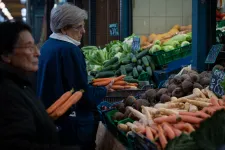 Márciushoz képest csökkent a bruttó átlagkereset áprilisban