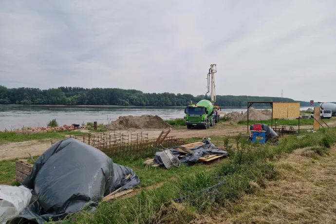 Győr nem akarja, hogy hajós turisták kössenek ki a belvárosban, a Mahart Gönyűtől buszoztatná oda őket