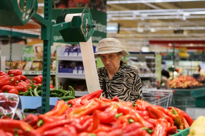 Csökkenteni akarja a kormány néhány alapélelmiszer árát