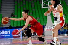 Nem sikerült az újabb magyar csoda, a spanyolok jutottak a női kosárlabda-Eb döntőjébe