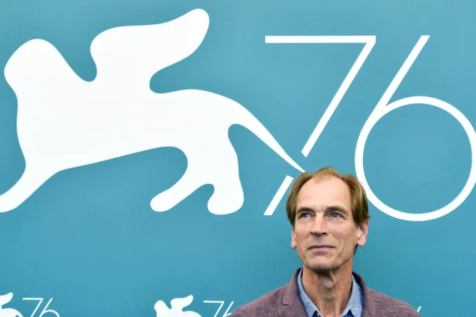 Emberi maradványokat találtak azon a környéken, ahol Julian Sands brit színész is eltűnt