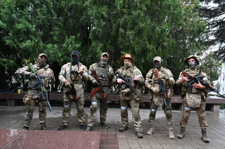 A Wagner-zsoldossereg katonái Rosztov-na-Donuban 2023. június 24-én – Fotó: Reuters