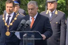 Orbán Viktor: Olyan idők jönnek, amikor a gyenge népek elvesznek, az erősek megmaradnak