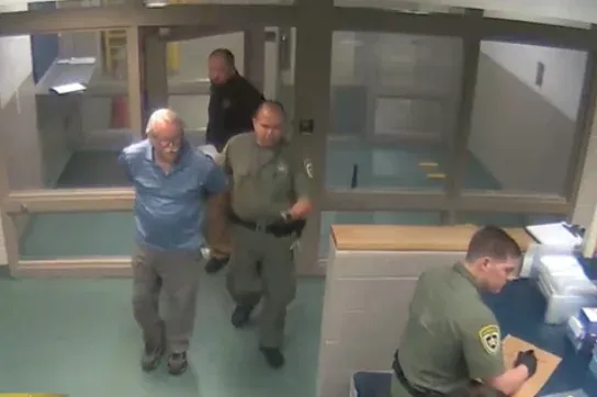 Negyven évig bujkált, tizenhárom álnevet használt el, most elfogták az amerikai gyilkost