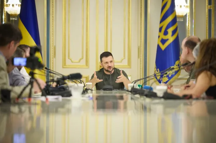 Zelenszkij szerint a háború miatt külföldre menekültek hamarosan hazatérhetnek