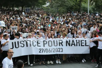 Franciaországi zavargások: a letartóztatott tüntetők főleg tizenévesek, 12 éveseket is őrizetbe vett a rendőrség