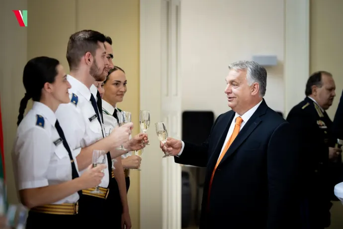 A hőguta tüneteit produkálja a magyar politika Facebookon