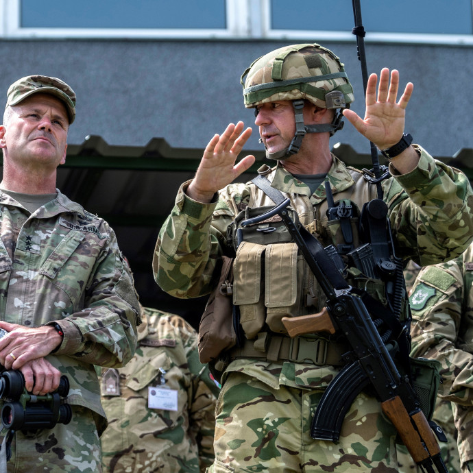 Meghatározná a NATO, melyik fronton vessék be a magyar katonákat egy Oroszországgal vívott háborúban