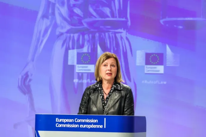 EC wishes to see text of newly adopted status law