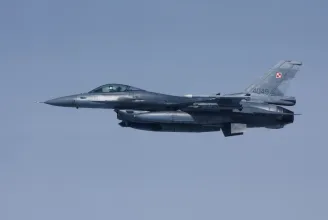 Hivatalos: F-16-os gépek pilótáinak kiképzésére hoz létre központot Románia